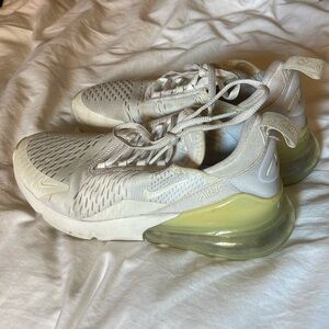 Nike Airmax 270 size 6.5, white